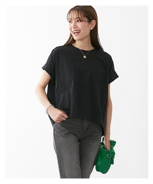 nissen（ニッセン）の「綿１００％　ゆるシルエット胸ポケット付Ｔシャツ【改良しました！】（Tシャツ/カットソー・レディース・[移行済]オフ/[移行済]ベージュ/[移行済]クロ/[移行済]カーキ/[移行済]パープル/[移行済]ブルー/[移行済]ダークグレー/[移行済]グレージュ/[移行済]モカ/[移行済]ブルーグレー/[移行済]スモークピンク/オフホワイト/ベージュ/ブラック/カーキ/モカ/ブルーグレー/スモークピンク/ミント/イエロー/ターコイズブルー/オフ×黒ボーダー(新色)/スカイブルー(新色)・M/L/LL/S/3L）」の21枚目の写真