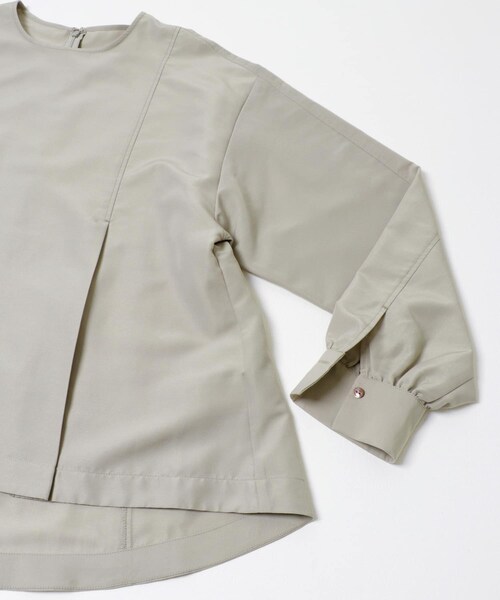 URBAN RESEARCH DOORS（アーバンリサーチドアーズ）の「タックフレアペプラムブラウス（シャツ/ブラウス・レディース・GREGE/BLACK・Free）」の7枚目の写真