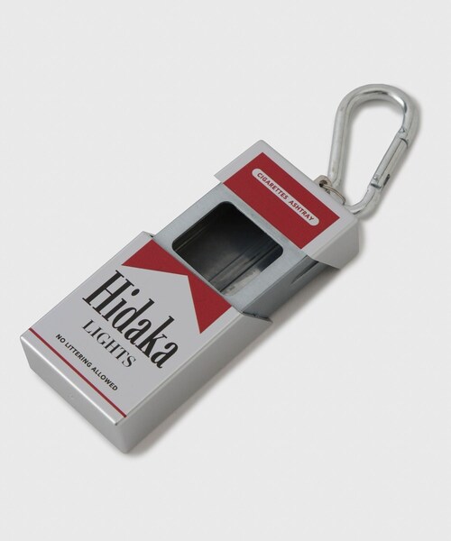ADAM ET ROPE'（アダムエロペ）の「【HIDAKA/ヒダカ】Portable Ashtray - Marboro（キーホルダー・メンズ・グリーン/レッド/ゴールド・F）」の8枚目の写真