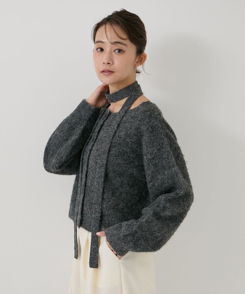 Jayro(ジャイロ)の「チョーカー付き前後2WAYカーディガン(カーディガン/ボレロ・レディース・チャコール/ライトグレー/オフホワイト/ダークブラウン・M)」の8枚目の写真