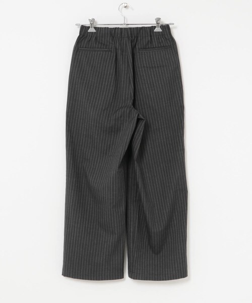URBAN RESEARCH DOORS（アーバンリサーチドアーズ）の「marka　WIDE CYLINDER FIT EASY PANTS（その他パンツ・メンズ・G.STRIPE/C.BLACK・1）」の6枚目の写真