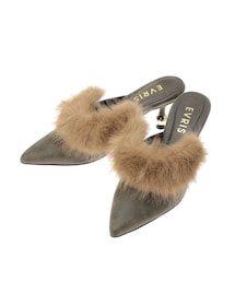 EVRIS | ポインテッドトゥフェイクファーサンダル(パンプス)