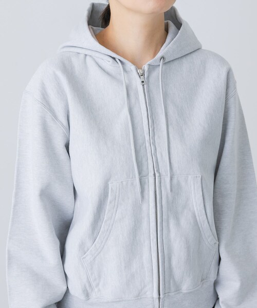 かぐれ（カグレ）の「blurhmsROOTSTOCK　THIN-SWEAT HOODIE ZIP（パーカー・レディース・H White/DarkNavy/H Beige・0）」の8枚目の写真