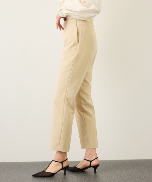 ROPE'（ロペ）の「ダブルクロスストレッチペンシルパンツ/接触冷感・イージーケア・セットアップ対応（その他パンツ・レディース・ブラック/ベージュ・36/38）」の7枚目の写真