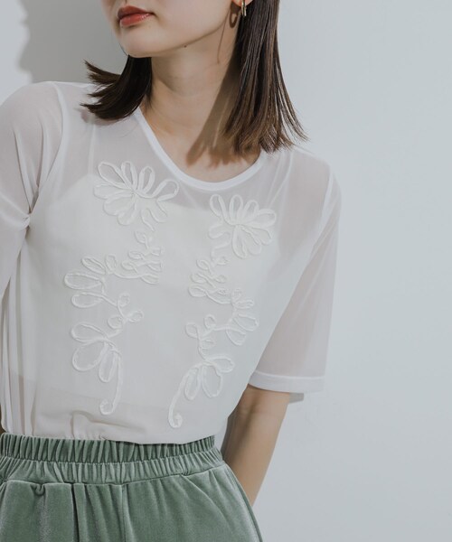 SENSE OF PLACE by URBAN RESEARCH（センスオブプレイスバイアーバンリサーチ）の「コードシシュウカットトップ（Tシャツ/カットソー・レディース・CHARCOAL/IVORY/BROWN・one）」の2枚目の写真