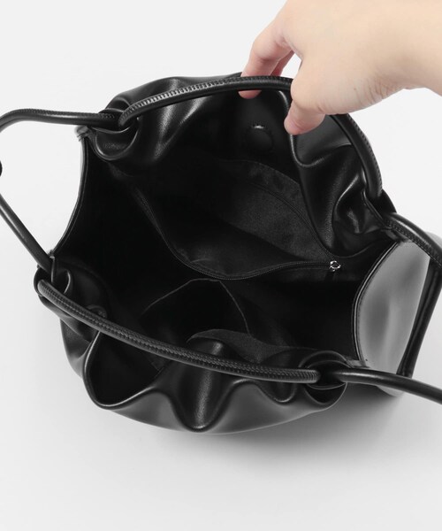 URBAN RESEARCH DOORS（アーバンリサーチドアーズ）の「ドロストトートバッグ（トートバッグ・レディース・OFF WHITE/BLACK・One）」の9枚目の写真