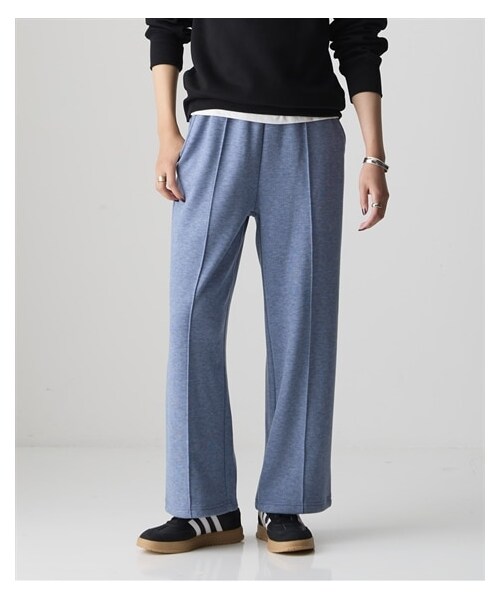 nissen（ニッセン）の「メランジ裏ベロアボンディングピンタックワイドパンツ＜大きいサイズ有＞（スウェットパンツ・レディース・杢チャコールグレー/杢ブルー/杢ベージュ/杢グレー・S/M/L/LL/3L/4L/5L/6L/8L/10L）」の4枚目の写真