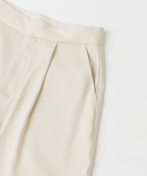 URBAN RESEARCH ROSSO（アーバンリサーチロッソ）の「F by ROSSO　サテンストレッチカーブフォルムパンツ（その他パンツ・レディース・PINK/OFF WHITE・36/38）」の10枚目の写真