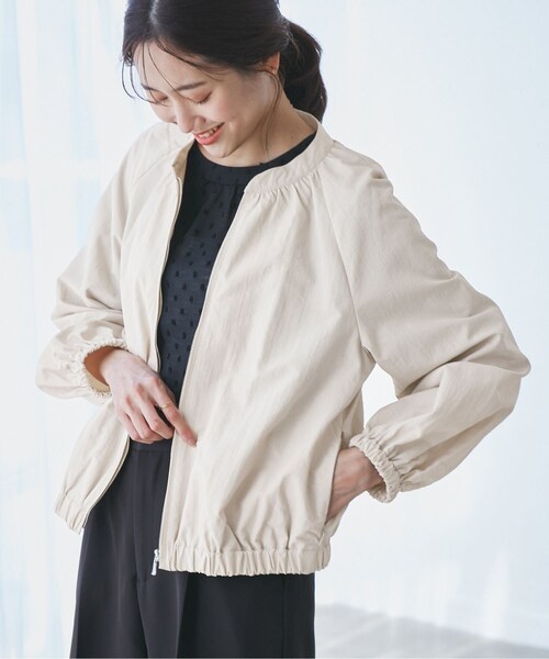 ROPE' PICNIC（ロペピクニック）の「【撥水加工・花粉ガード】リサイクルナイロンブルゾン（ブルゾン・レディース・チャコール/ホワイト系/ベージュ・38）」の22枚目の写真
