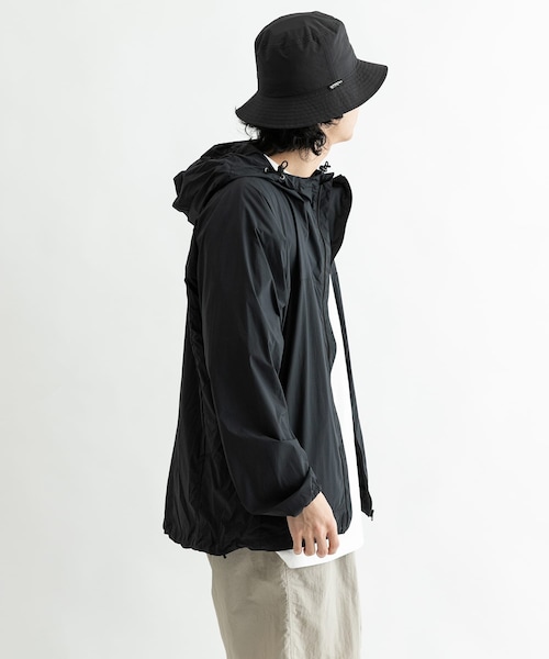 EKAL（エカル）の「『撥水』アクティブライトシェルジャケット（テーラードジャケット・メンズ・BLACK/TURQUOISE・M/L）」の13枚目の写真