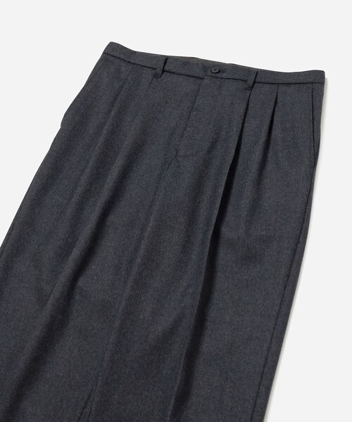 Saturdays NYC（サタデーズ ニューヨークシティ ）の「WOOL SAXONY 2TUCK SLACKS（スラックス・メンズ・ブラック/チャコール・L/M/S/XL/XS/XXL）」の21枚目の写真