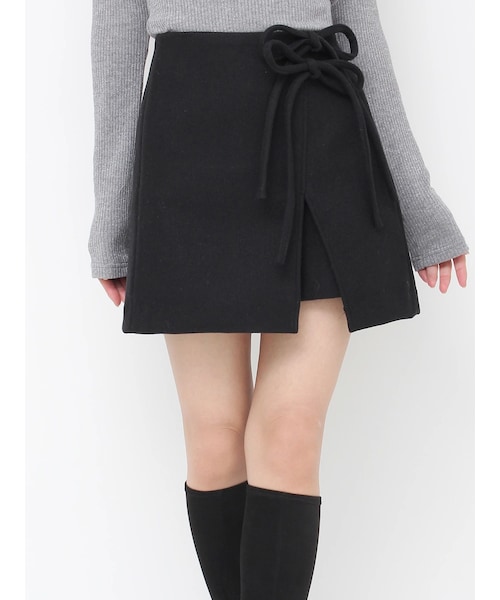 EATME（イートミー）の「ダブルリボンタイトスカート（スカート・レディース・アイボリー/ブラック・S/M）」の3枚目の写真