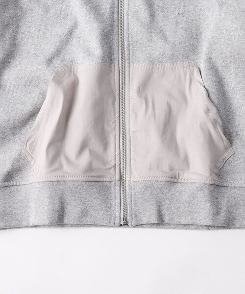 ADAM ET ROPE'(アダムエロペ)の「GIMAGUAS DYLAN TRACK/J HOODIE(パーカー・レディース・グレー・L/M/S)」の6枚目の写真