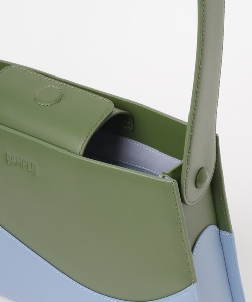 THE GOODLAND MARKET（ザグッドランドマーケット）の「CAMPER　ALETAS M（ハンドバッグ・レディース・036GRxBL/051BLxPK・one）」の6枚目の写真