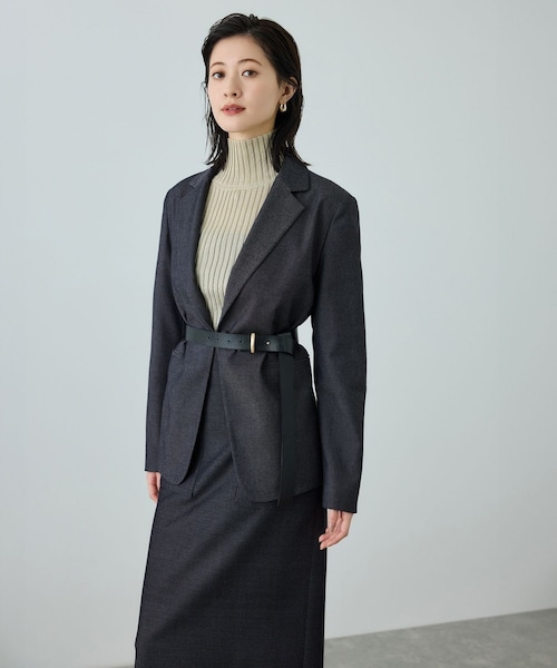 ROPE'（ロペ）の「トリアセツイル シングルテーラードジャケット(デニムライク)/セットアップ対応（テーラードジャケット・レディース・ブラック/ネイビー系・36/38）」の9枚目の写真