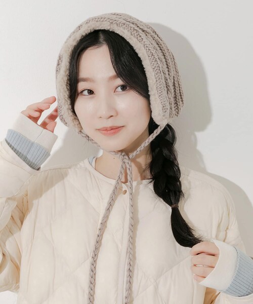 SMELLY（スメリー）の「ケーブルコンビイヤーマフ（イヤーマフ・レディース・IVO/BEG・-）」の2枚目の写真