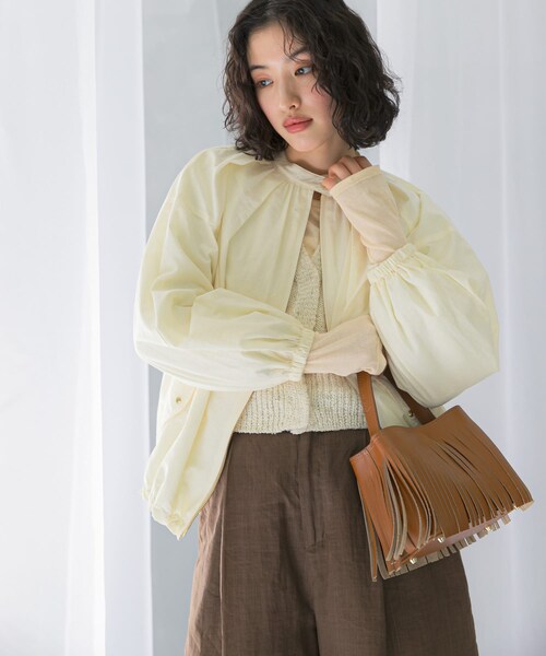 URBAN RESEARCH ROSSO（アーバンリサーチロッソ）の「ギャザーボリュームブルゾン（ブルゾン・レディース・L/KHAKI/OFF WHITE/BLACK・FREE）」の14枚目の写真