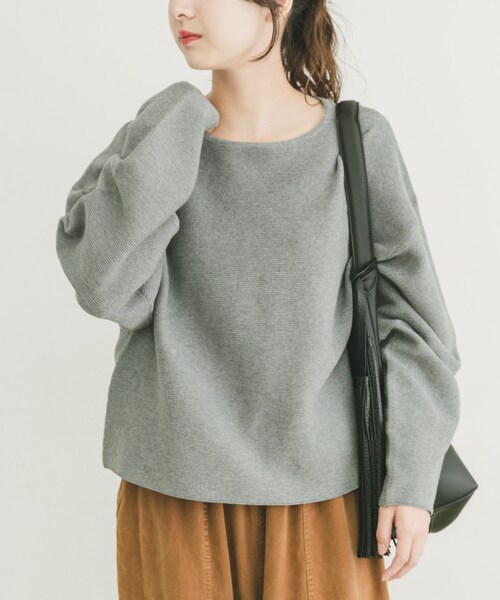 ITEMS URBANRESEARCH（アイテムズ アーバンリサーチ）の「バナナスリーブニット（ニット/セーター・レディース・OFF×BLK/RED/GRY/NVY×OFF・FREE）」の12枚目の写真