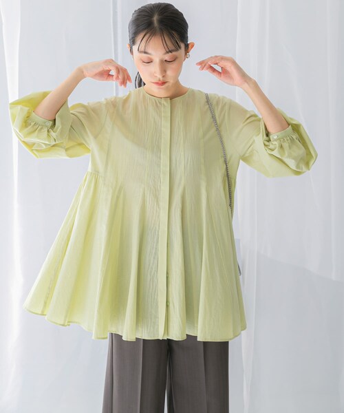 URBAN RESEARCH ROSSO（アーバンリサーチロッソ）の「ボリュームフレアートップス（シャツ/ブラウス・レディース・off/green・FREE）」の15枚目の写真