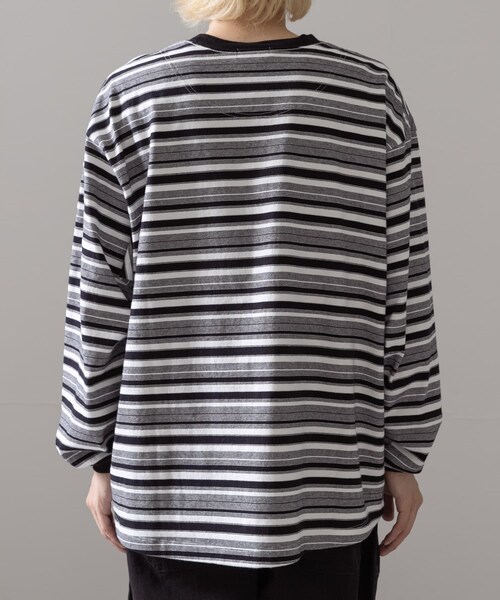 URBAN RESEARCH（アーバンリサーチ）の「POLYPLOID　OVERSIZE LONGSLEEVE B（Tシャツ/カットソー・メンズ・BLACKWHITE/SAGEWHITE・2/3/4）」の13枚目の写真