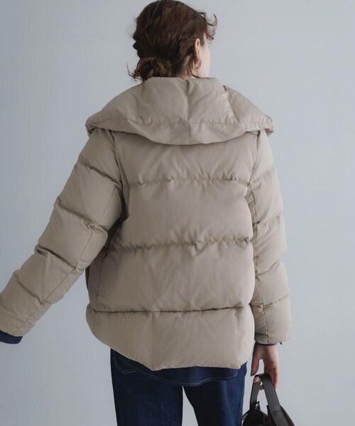 URBAN RESEARCH Sonny Label（アーバンリサーチサニーレーベル）の「撥水ショールカラーミディダウンコート（その他アウター・レディース・ブラック/グレージュ/ネイビー・Free）」の16枚目の写真