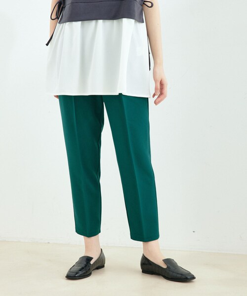 Jayro（ジャイロ）の「センタープレステーパードパンツ（スラックス・レディース・ブラック/ホワイト系/ダークブラウン/グリーン/ブルー/ピンク・L/M）」の8枚目の写真