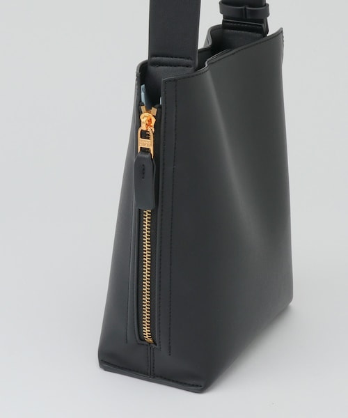 ROPE'（ロペ）の「【E'POR】Y BAG Shoulder Mini【超軽量】（ショルダーバッグ・レディース・ブラック/ホワイト系/キナリ/ダークブラウン/ブルー系/パープル系/ライトグレー・F）」の11枚目の写真