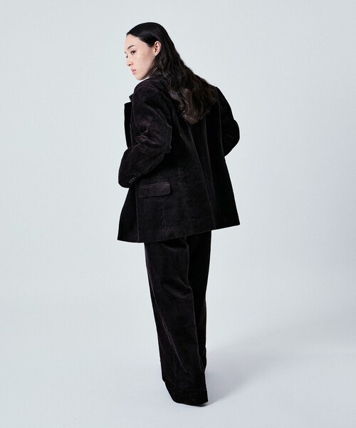 ADAM ET ROPE'（アダムエロペ）の「2WAY CORDUROY W JACKET UNISEX (SETUP対応)（テーラードジャケット・レディース・ダークブラウン/ベージュ/ネイビー・38/40/42）」の14枚目の写真