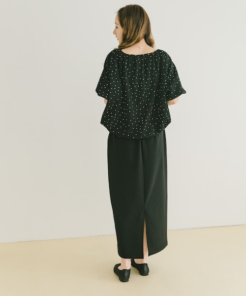 ITEMS URBANRESEARCH（アイテムズ アーバンリサーチ）の「バルーントップス×スカートセット（セットアップ・レディース・BLK/OFF・FREE）」の14枚目の写真