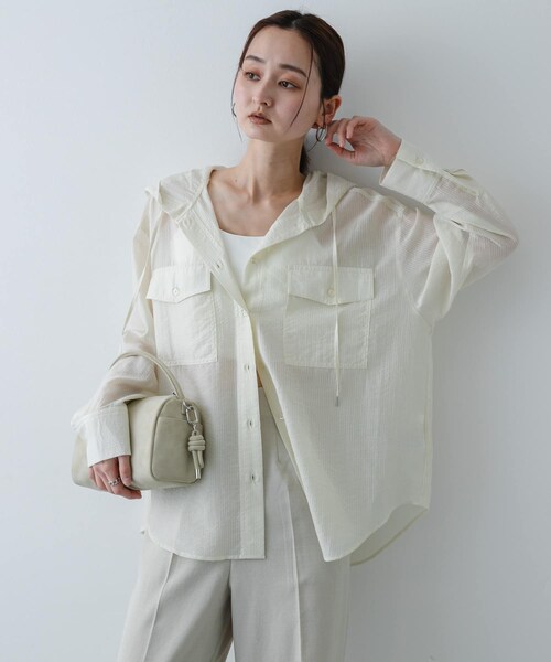 SENSE OF PLACE by URBAN RESEARCH（センスオブプレイスバイアーバンリサーチ）の「シアーフーディシャツ（シャツ/ブラウス・レディース・OFF WHITE/BLACK/YELLOW・One）」の21枚目の写真