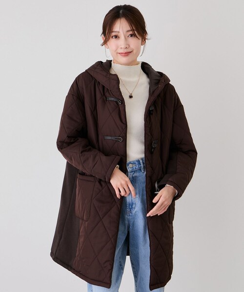 Jayro（ジャイロ）の「中綿キルトダッフルコート（ダッフルコート・レディース・ブラック/オフホワイト/ダークブラウン・M）」の3枚目の写真