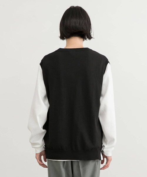 URBAN RESEARCH（アーバンリサーチ）の「ハイゲージVネックベスト（ベスト・メンズ・OFF/BLACK/S/GREEN・M/L）」の15枚目の写真