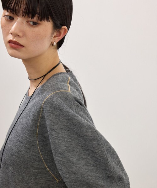 ADAM ET ROPE'(アダムエロペ)の「【サステナブル】ダブルフェイスニットトップス(ニット/セーター・レディース・ブラック/チャコール/レッド・F)」の18枚目の写真