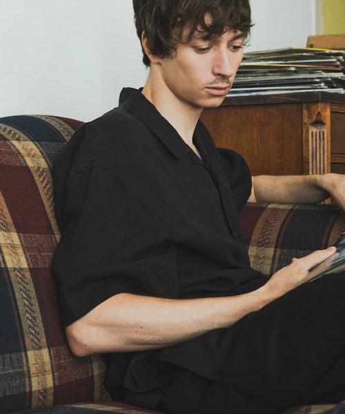URBAN RESEARCH(アーバンリサーチ)の「『別注』BROOKS BROTHERS×URBAN RESEARCH LINEN CAMP SHIRTS SHORT-SLEEVE(シャツ/ブラウス・メンズ・BLACK/BLUE/BODEAUX・M/L/XL)」の7枚目の写真