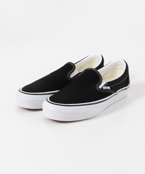 URBAN RESEARCH(アーバンリサーチ)の「VANS PREMIUM LX Classic Slip-On 98(スリッポン・メンズ・BLK/WHT・8/8.5/9/9.5/10/10.5/11/12)」の7枚目の写真