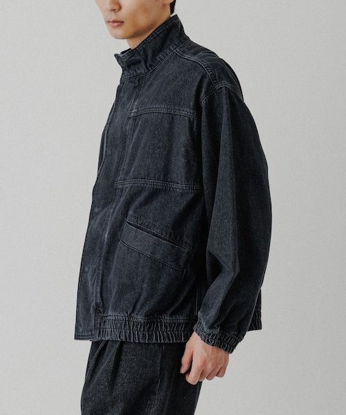 ADAM ET ROPE'（アダムエロペ）の「デニム ボマージャケット / ADAM ET ROPE' JEANS -FILM-（デニムジャケット・レディース・ブラック系/ネイビー・L/M）」の5枚目の写真