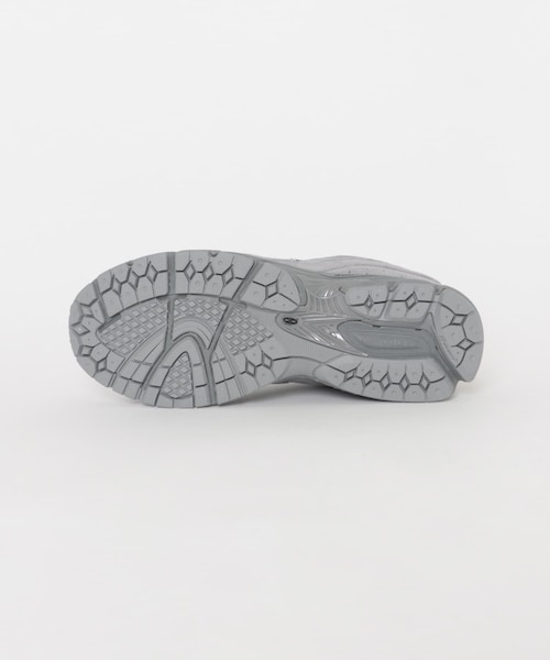 URBAN RESEARCH DOORS(アーバンリサーチドアーズ)の「NEW BALANCE 2002R(スニーカー・メンズ・1O2GRAY)・26/26.5/27/27.5/28/28.5/29)」の6枚目の写真