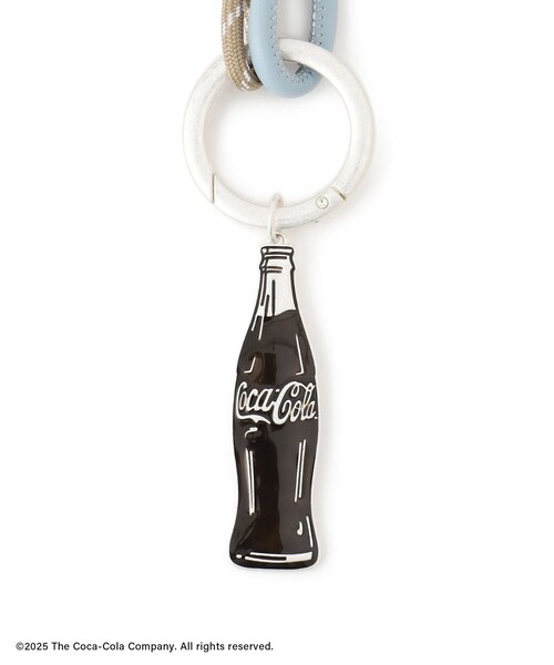 ADAM ET ROPE'（アダムエロペ）の「Coca-Cola ボトルチャーム（キーホルダー・レディース・ダークブラウン系・F）」の6枚目の写真