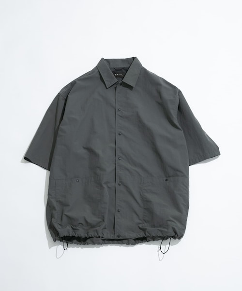 EKAL(エカル)の「『UR TECH』ナイロンタッサーショートスリーブシャツ(シャツ/ブラウス・メンズ・レイクサンリーフ/イエロー/ネイビー/グラファイト/レイクブルー・M/L)」の1枚目の写真