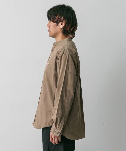 URBAN RESEARCH DOORS（アーバンリサーチドアーズ）の「DANTON　BAND COLLAR SHIRTS LONG-SLEEVE（シャツ/ブラウス・メンズ・MOLE BROWN/SAND BEIGE/CHARCOAL・38/40/42）」の22枚目の写真