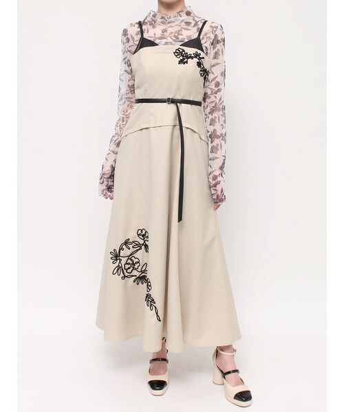 dazzlin（ダズリン）の「レイヤードレンブロイダリーフラワーアートワンピース（ジャンパースカート・レディース・アイボリー/グレー/パープル・S/M）」の2枚目の写真