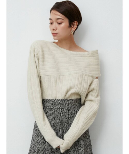 LAGUNAMOON（ラグナムーン）の「カットアウトニットプルオーバー（ニット/セーター・レディース・アイボリー/ピスタチオ/モカ/ブラック/ダークオレンジ/ベージュ・F）」の7枚目の写真
