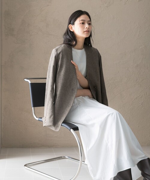 URBAN RESEARCH ROSSO（アーバンリサーチロッソ）の「『一部WEB限定カラー』ニットドッキングワンピース（ワンピース・レディース・OFF×OFF/BLK×BLK/BE×BLK・Free）」の11枚目の写真