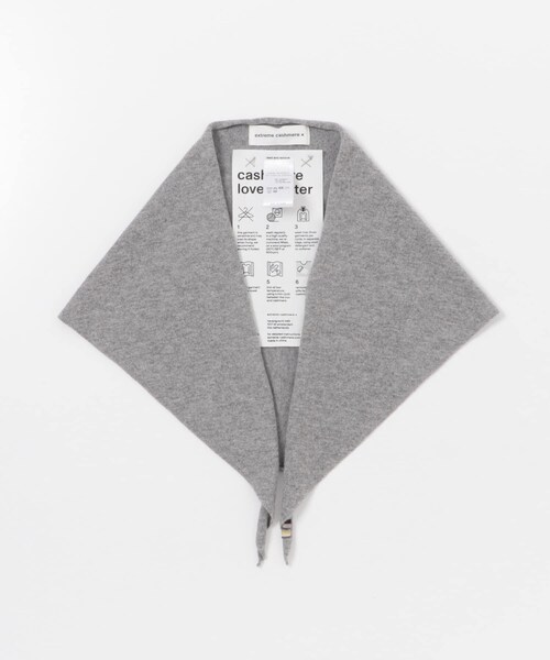 URBAN RESEARCH（アーバンリサーチ）の「Extreme Cashmere　BANDANA（バンダナ/スカーフ・レディース・DUST/CORN/GOAT/NAVY/RAVEN・-）」の9枚目の写真