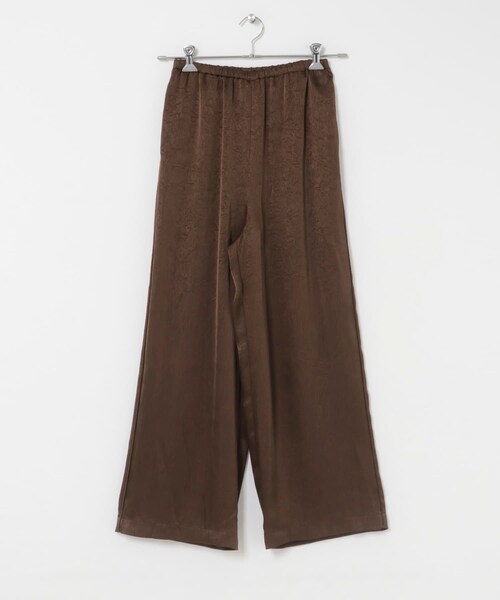 URBAN RESEARCH ROSSO（アーバンリサーチロッソ）の「サテンイージーストレートパンツ（その他パンツ・レディース・BLACK/BROWN・Free）」の10枚目の写真
