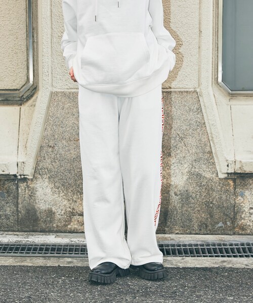 URBAN RESEARCH(アーバンリサーチ)の「551蓬莱×UR SWEAT PANTS(スウェットパンツ・メンズ・OFF/TOP GRAY/BLACK・M/L)」の12枚目の写真