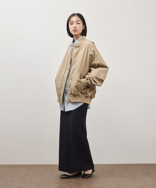 ADAM ET ROPE'（アダムエロペ）の「【PROVOKE for ADAM ET ROPE' 】別注 MA-1（MA-1・レディース・オフホワイト/ベージュ/ベージュ系/ネイビー・F）」の8枚目の写真