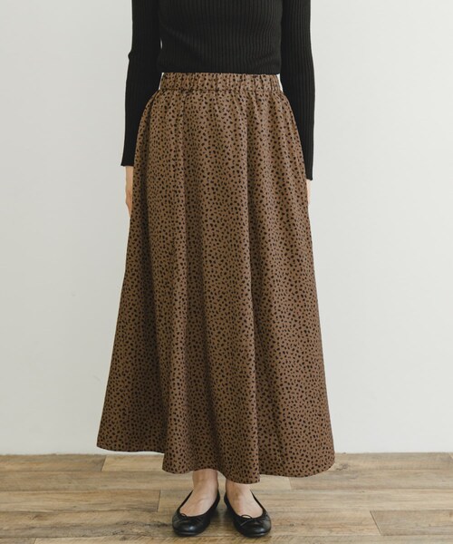 ITEMS URBANRESEARCH（アイテムズ アーバンリサーチ）の「ガラロングスカート（スカート・レディース・BLK/BRN・FREE）」の16枚目の写真