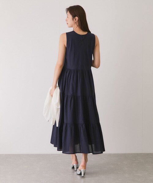 Jayro（ジャイロ）の「ティアードノースリーブフレアワンピース（ワンピース・レディース・ブラック/ダークブラウン/ネイビー・M）」の14枚目の写真