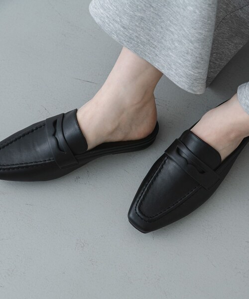 SENSE OF PLACE by URBAN RESEARCH(センスオブプレイスバイアーバンリサーチ)の「スクエアトゥローファーミュール(ローファー・レディース・BLACK/BEIGE/GREIGE・S/M/L)」の6枚目の写真